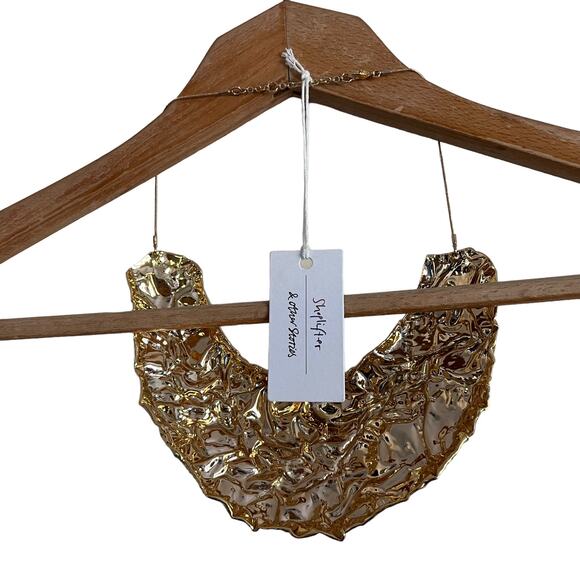 & Other Stories x Shoplifter Hammered Gold Bib Necklace - Picture 10 of 12